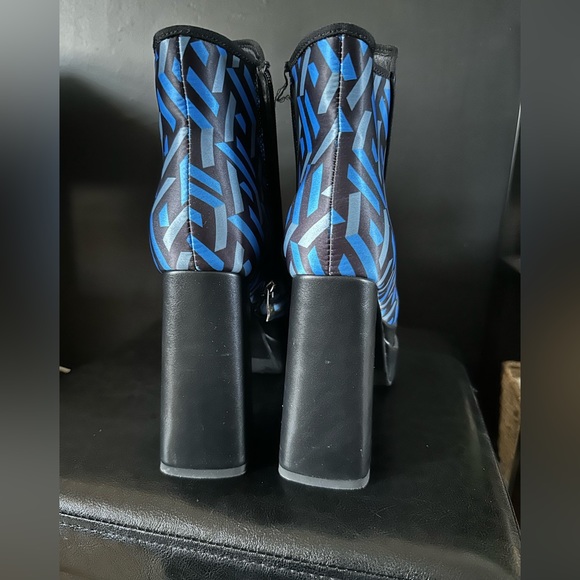 Platform Printed Booties - Picture 9 of 14